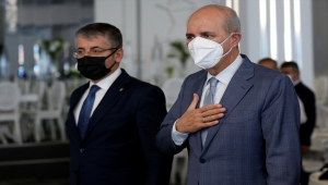 AK Parti'li Kurtulmuş, Kayseri'de basın mensuplarıyla bir araya geldi: (1)