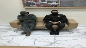 Aksaray'da sokakta yaşayan kişiye Vali Aydoğdu sahip çıktı