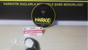 Aksaray'da uyuşturucu sattıkları belirlenen 3 kişi tutuklandı