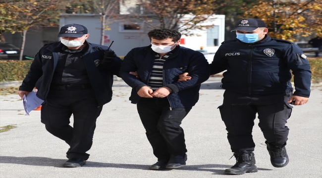 Eskişehir'de görevli olduğu sitede yangın çıkaran zanlı yeniden gözaltına alındı