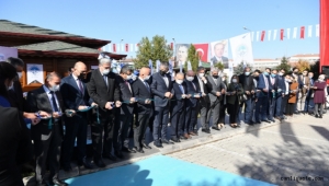 İşsizlerle işvereni buluşturacak Kayseri Kariyer Merkezi hizmete açıldı