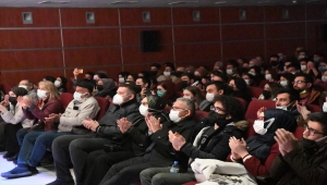 Kayseri'de "Kuyucaklı Yusuf" tiyatro oyunu sahnelendi