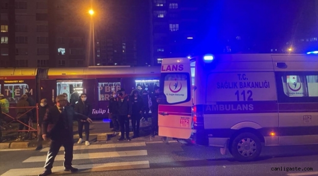 Kayseri'de tramvayın çarptığı yaya ağır yaralandı