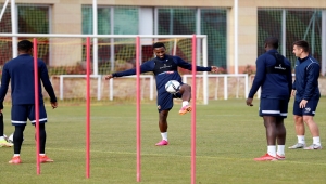 Kayserispor Teknik Direktörü Hikmet Karaman'dan Fenerbahçe maçı yorumu: