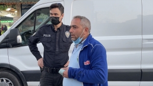 Kırıkkale'de eli otomobilin kapısına sıkışan sürücünün parmağı koptu