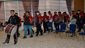 Kırşehir'de vatani görevini yapacak gençler için toplu asker uğurlama etkinliği düzenlendi