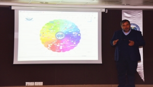 KMÜ'de "Sosyal Medya Okuryazarlığı" konulu hizmet içi eğitim