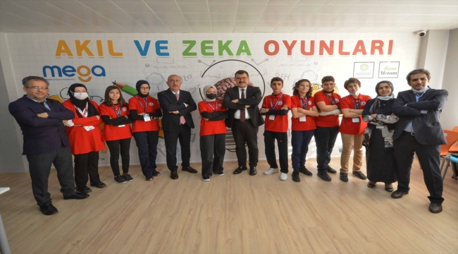 Meram'da 152 okula belediye tarafından yaptırılan TÜBİTAK kitaplıklarının açılışı yapıldı