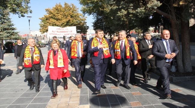 MHP Kayseri Milletvekili Baki Ersoy, esnafı ziyaret etti