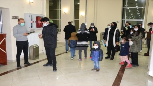 Niğde'de "Çetin Ceviz" oyunu sahnelendi