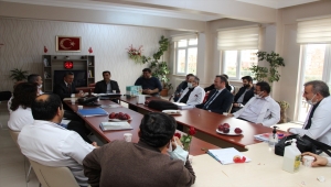 Seydişehir Belediye Başkanı Mehmet Tutal, öğretmenleri okullarında ziyaret etti