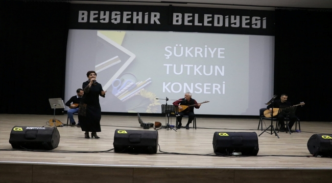 Şükriye Tutkun ve Ali Osman Erbaşı Beyşehir'de konser verdi