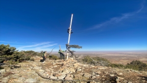 Torku Şekersporlu milli bisikletçiler Toroslar'ın zirvesindeki Türk bayrağını yeniledi