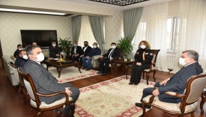 Vali Işık, AFAD ve İl Özel İdaresi personelini ödüllendirdi