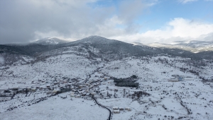 Ankara'nın yükseklerinde beyazla yeşilin buluşması objektiflere yansıdı 