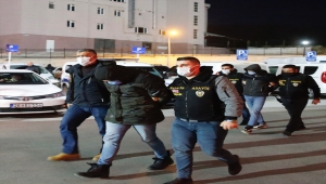 Eskişehir'de çarptığı kadının ölümüne yol açan otomobilin sürücüsü yakalandı