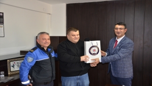 Görme engelli gencin "anons" hayali gerçek oldu