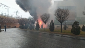 GÜNCELLEME - Kangal Termik Santrali'nde çıkan yangın söndürüldü