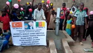 Hayırsever 4 esnaf Cumhurbaşkanı Erdoğan ve annesi adına Afrika'da su kuyusu açtırdı