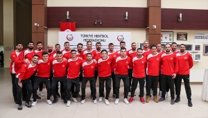 Hentbolda hedef Dünya Şampiyonası'na katılarak tarihe geçmek