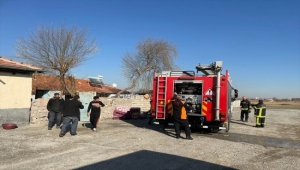 Kayseri'de evde fön makinesinden çıkan yangında hasar oluştu 