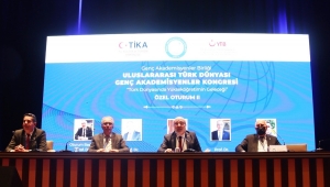 Kayseri Üniversitesi Rektörü Karamustafa kongreye katıldı