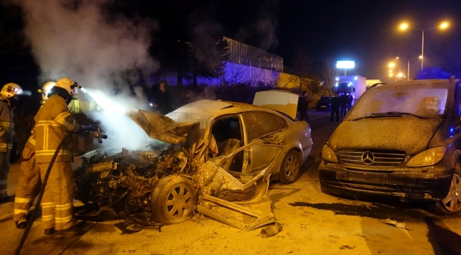 Kırıkkale'de zincirleme trafik kazasında 5 kişi yaralandı
