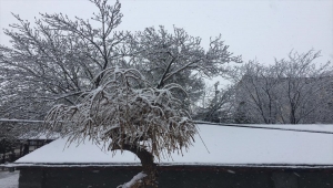 Kırıkkale'ye mevsimin ilk karı yağdı