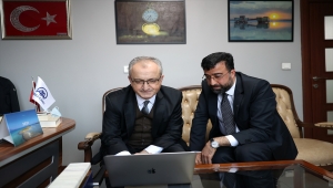 KTÜN Rektörü Prof. Dr. Özçelik, AA'nın "Yılın Fotoğrafları" oylamasına katıldı