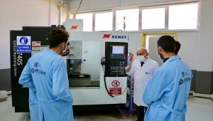 Mesleki eğitim sayesinde daha sertifika almadan iş teklifleri arasında tercih yapıyorlar