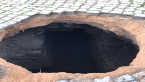 Niğde Kalesi'nde oluşan göçük, 200 metrelik kaçak tüneli ortaya çıkardı