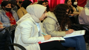 Şarkışla'da üniversite öğrencilerine ücretsiz kurs veriliyor 