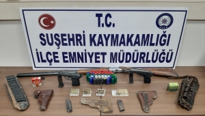 Sivas'ta silah kaçakçılığı yaptığı ileri sürülen zanlı yakalandı