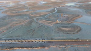 Tuz Gölü kuraklık nedeniyle küçülüyor