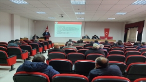 Ulaş'ta servis sürücülerine seminer verildi