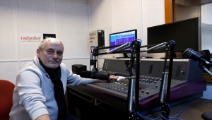 40 dilde müzik yayını yapan Radyo İlef'de aynı parçaya 40 gün sonra sıra geliyor