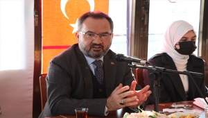 AYBÜ Rektörü Aydınlı, Türkçe dil eğitimi gören uluslararası öğrencilerle buluştu