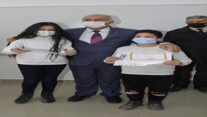 Beypazarı ve Kahramankazan'da öğrenciler karnelerini aldı