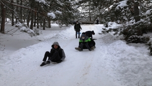 Çubuk'ta çocuklar karın keyfini çıkardı