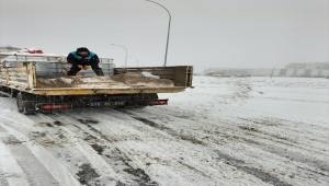 Karaman'da karla mücadele çalışmaları