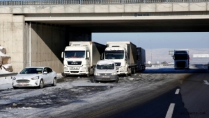 Kayseri-Malatya kara yolu kontrollü olarak ulaşıma açıldı