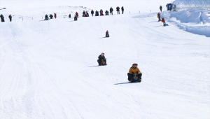 Ketençimen Kayak Merkezi'nde hafta sonu yoğunluğu