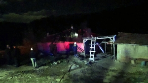 Kırıkkale'de evde çıkan yangında bir kişi dumandan etkilendi