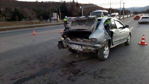 Kırıkkale'de iki otomobilin çarpıştığı kazada 7 kişi yaralandı