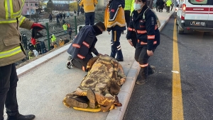 Kırıkkale'de servis midibüsünün devrildiği kazada 15 işçi yaralandı