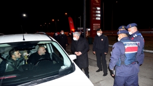 Kırşehir Valisi Akın çalışan personelin yeni yılını kutladı