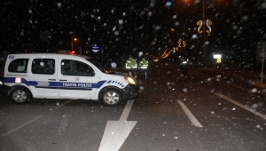 Konya'da Karaman istikameti hariç kara yolları trafiğe kapatıldı