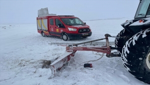 Konya'da sürüye saldıran kurtları kovalarken kuyuya düşen köpek kurtarıldı