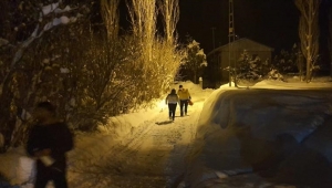 Sivas'ta 696 köy yolu ulaşıma kapandı 