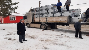 Ulaş Belediyesine 132 çöp konteyneri hibe edildi 